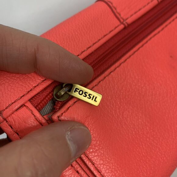 Fossil Wallet Hot Pink Pebbled Leather Checkbook Pockets Card Slots Pocketbook - Picture 4 of 11